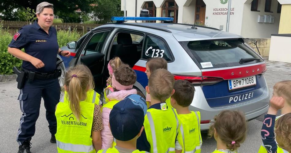 Polizei 