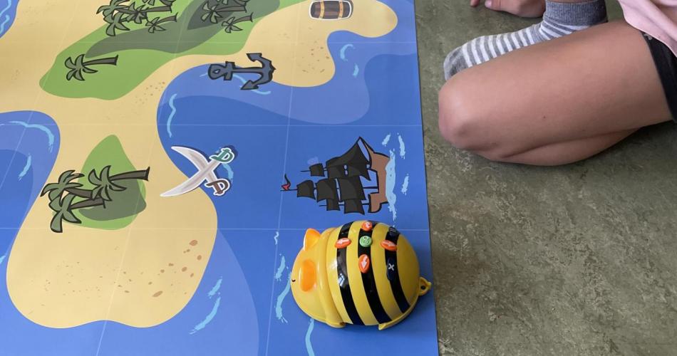 Bee Pot Matte 